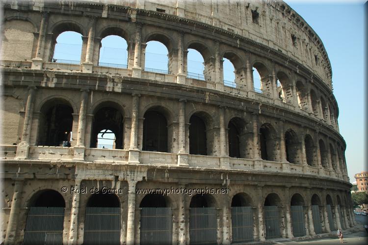Rome: Colosseum (Colosseo)