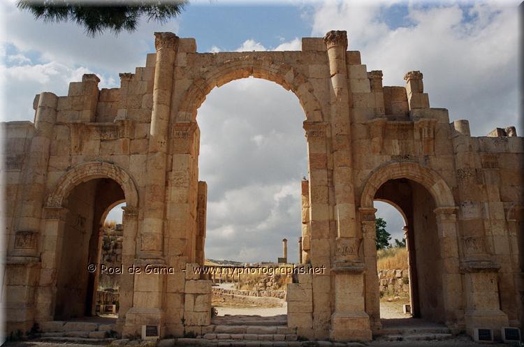 Jerash: South Gate