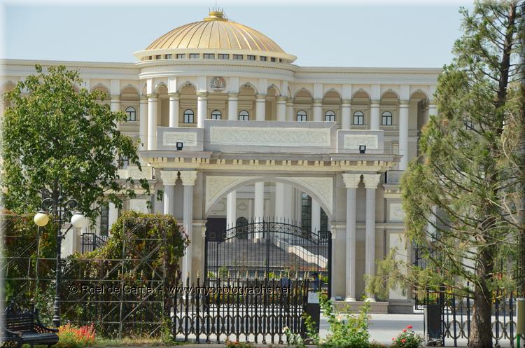Dushanbe: Palace of Nations